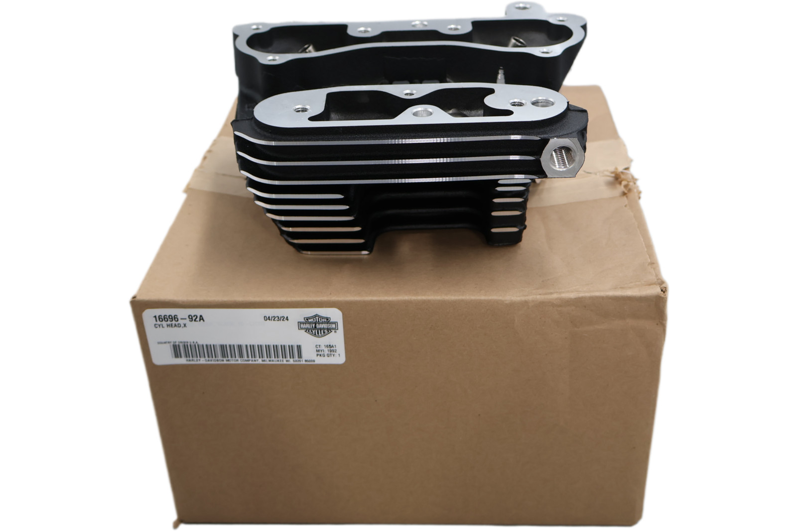 16696-92A NEW OEM 1992-1999 HARLEY-DAVIDSON EVO REAR CYLINDER HEAD