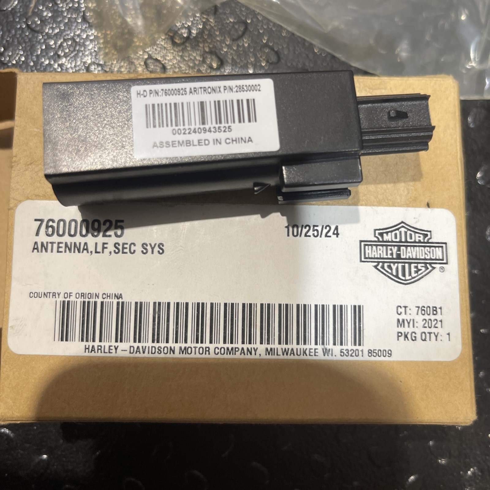 Harley Davidson Security Antenna 76000925 OEM Harley Davidson Security Antenna 76000925 OEM