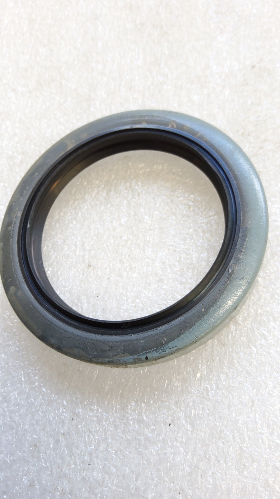 National 470898 Shaft Or Wheel Oil Seal 