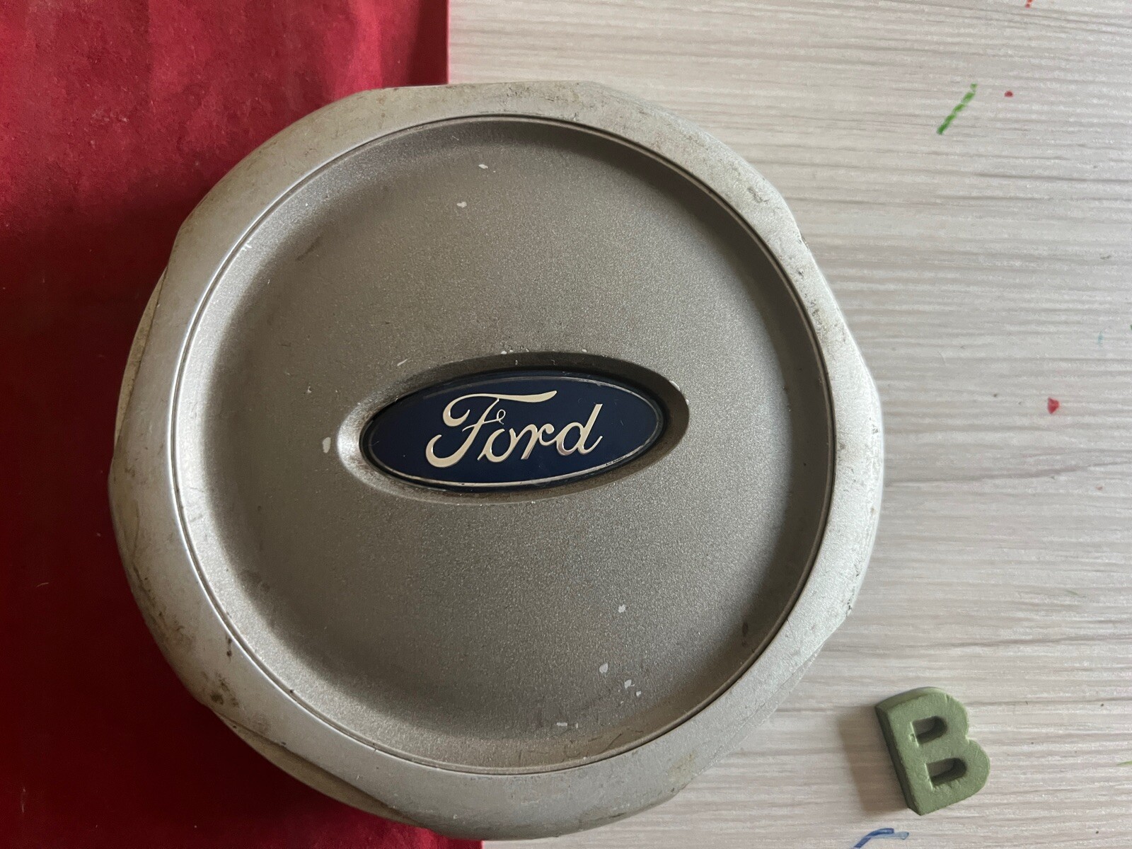 #B  2001 - 2005 Ford Explorer Sport Trac OEM Center Cap P/N 1L54-1a096-ac