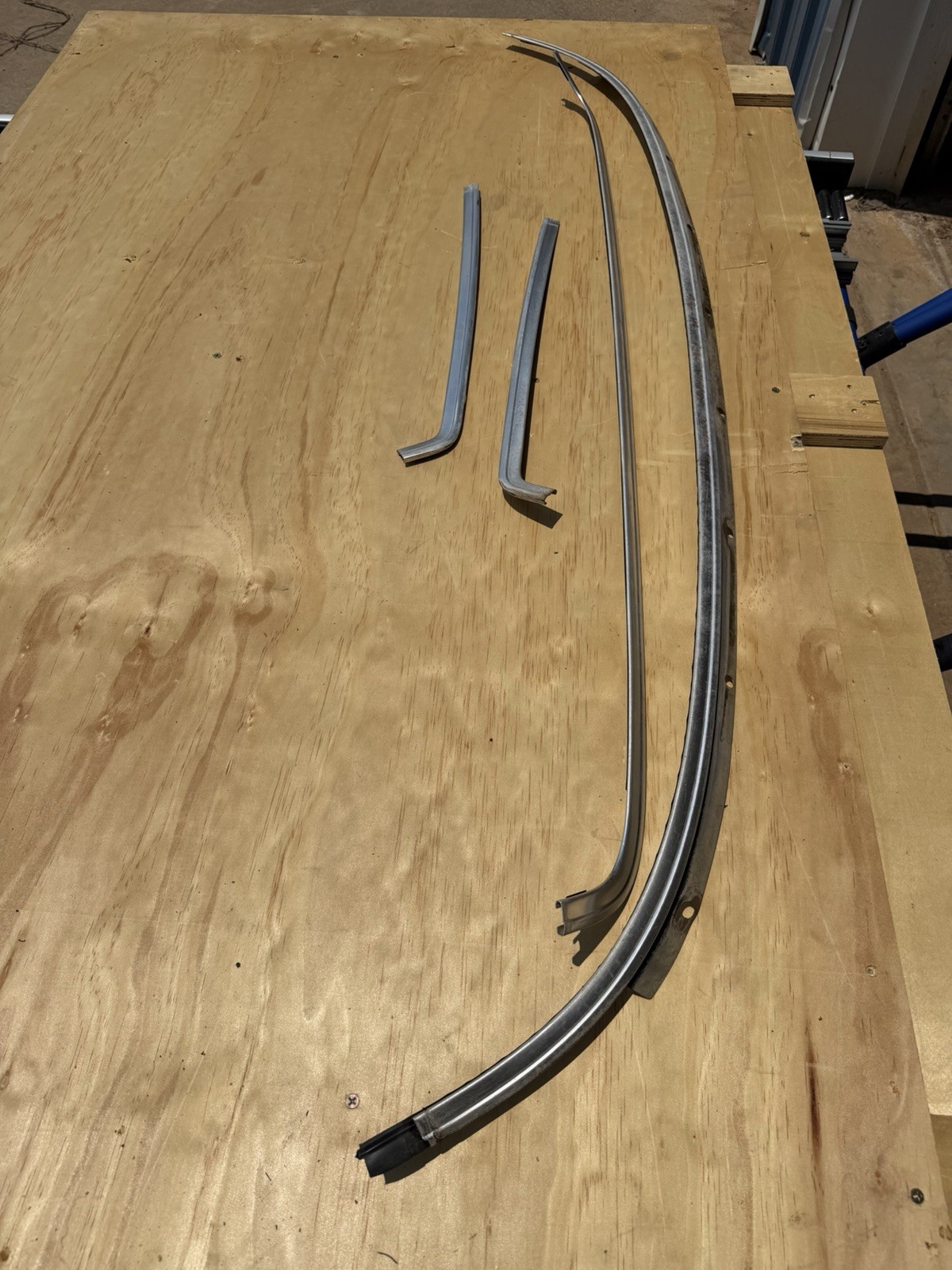 1979-1993 Ford Mustang Notchback Rear Window Trim 1979-1993 Ford Mustang Notchback Rear Window Trim
