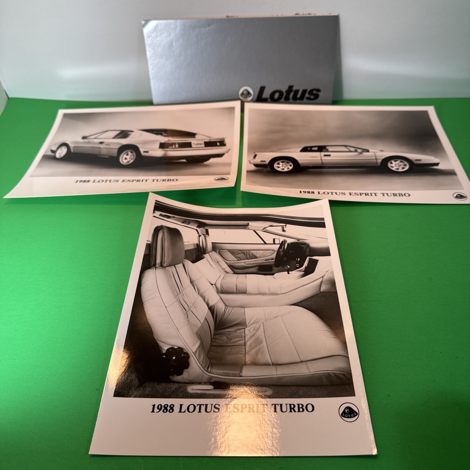 3 1988 LOTUS ESPRIT TURBO Dealer photos & 1978 ECLAT-ELITE BROCHURE AS IS