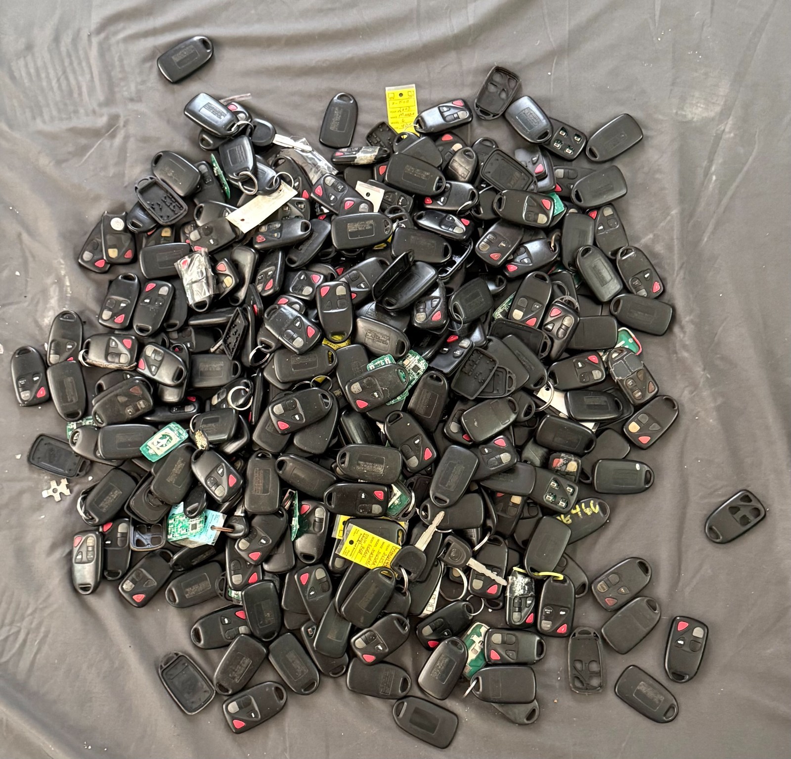 Lot of 301 Mazda Smart Key Fobs Remotes Keyless Entry Bulk Lot of 301 Mazda Smart Key Fobs Remotes Keyless Entry Bulk