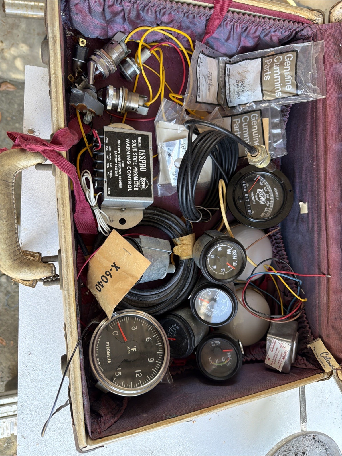 Miscellaneous Gages, Vintage, And Extra Parts Offer For One Price