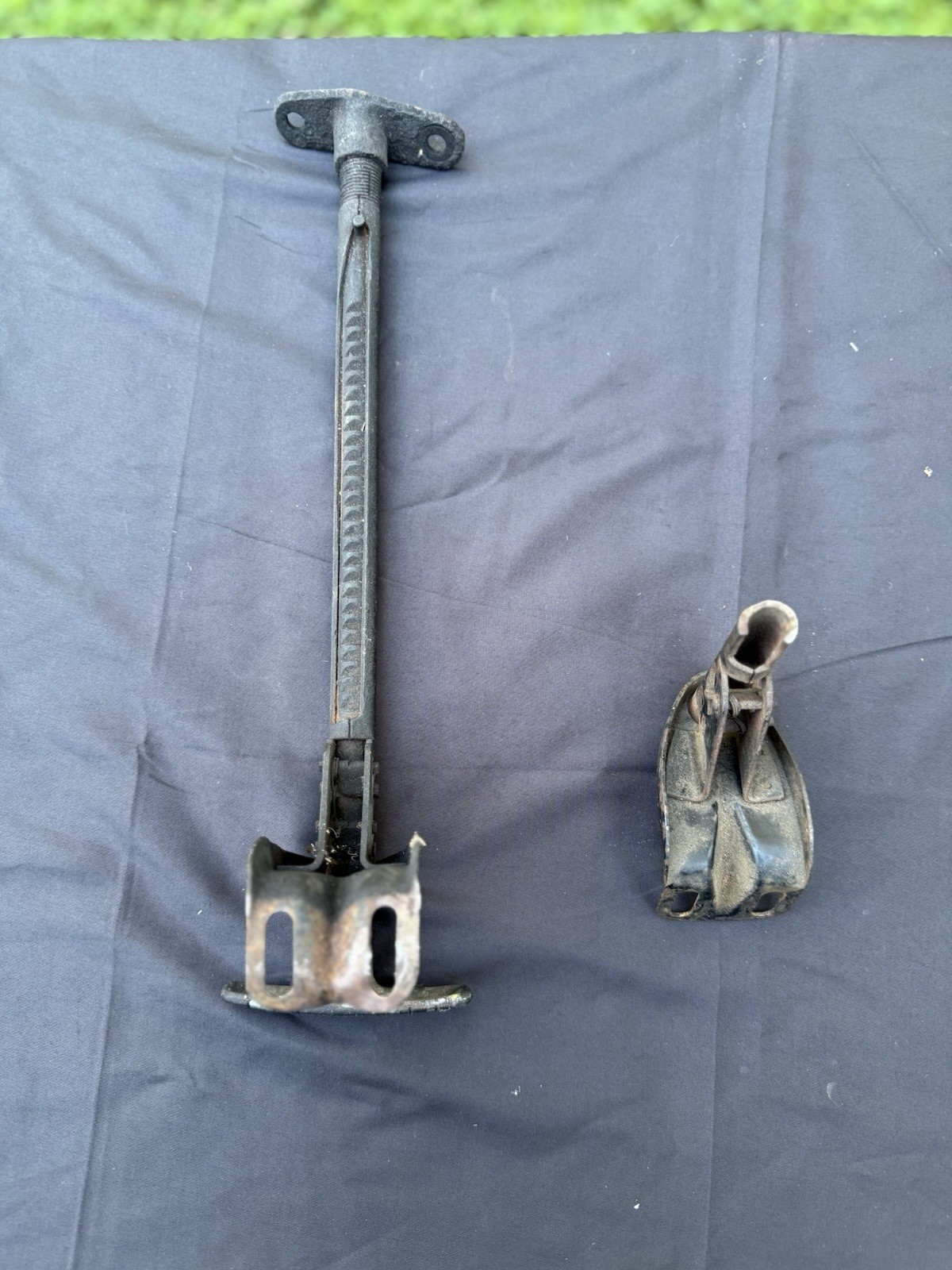 1955-57 Chevy Parking Brake Handle Assembly – Original GM 1955-57 Chevy Parking Brake Handle Assembly – Original GM