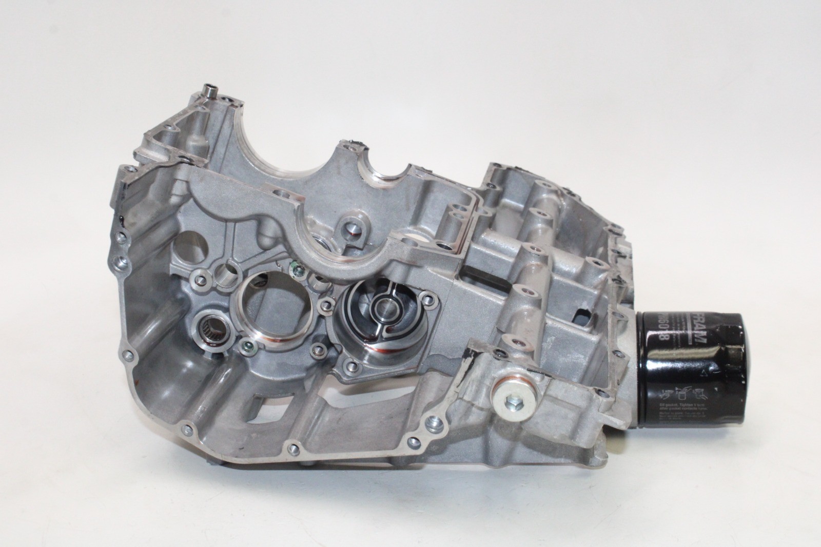 21-23 SUZUKI GSXS750 GSXS-750  OEM LOWER CRANKCASE HALF