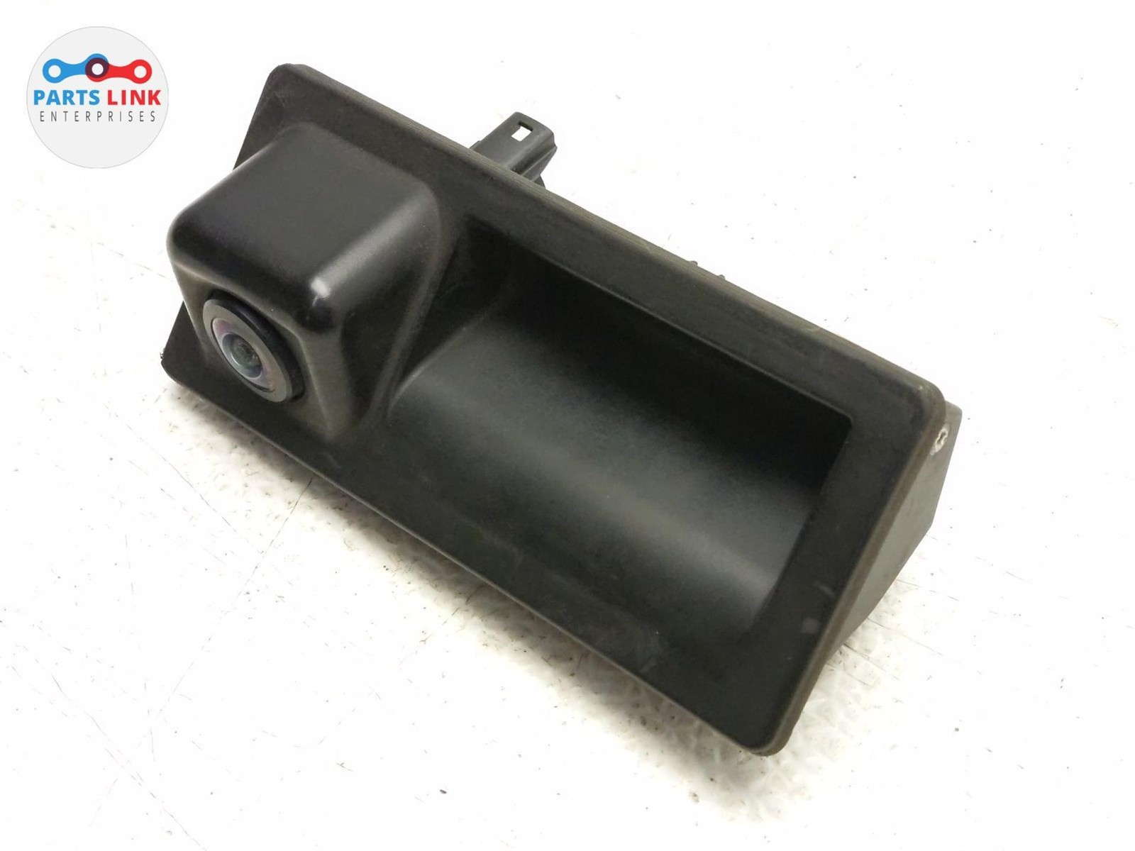 2016-20 BENTLEY BENTAYGA REAR GATE CAMERA REVERSE BACK UP PARKING ASSEMBLY 636