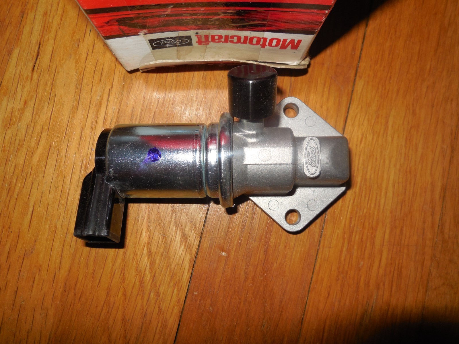 NOS 1991-1995 Ford Crown Victoria 4.6L Idle Air Valve F5PZ-9F715-AA NOS 1991-1995 Ford Crown Victoria 4.6L Idle Air Valve F5PZ-9F715-AA