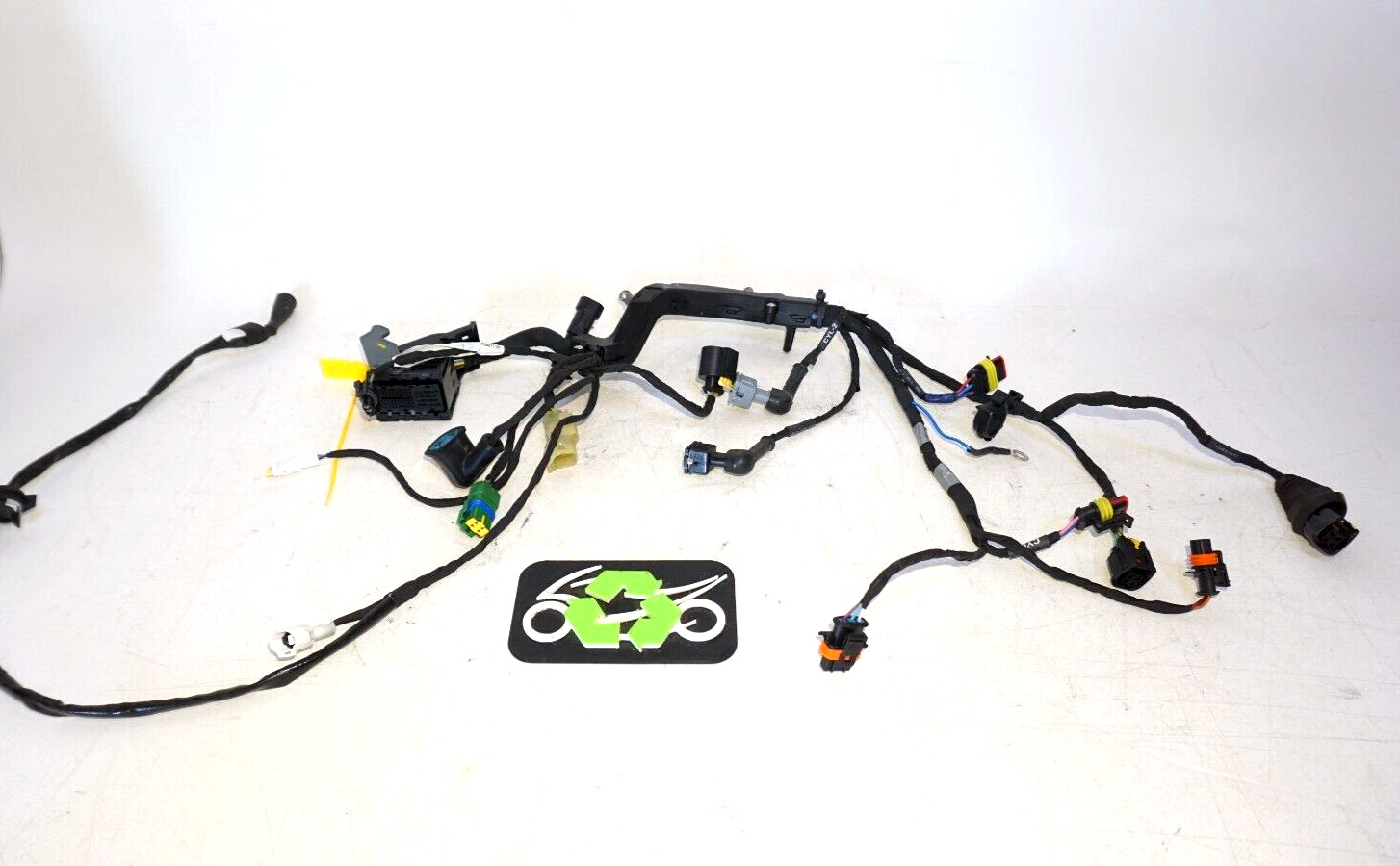 2022 21-23 Aprilia RS660 660 MAIN ENGINE HARNESS WIRES 2393973 OEM 2022 21-23 Aprilia RS660 660 MAIN ENGINE HARNESS WIRES 2393973 OEM