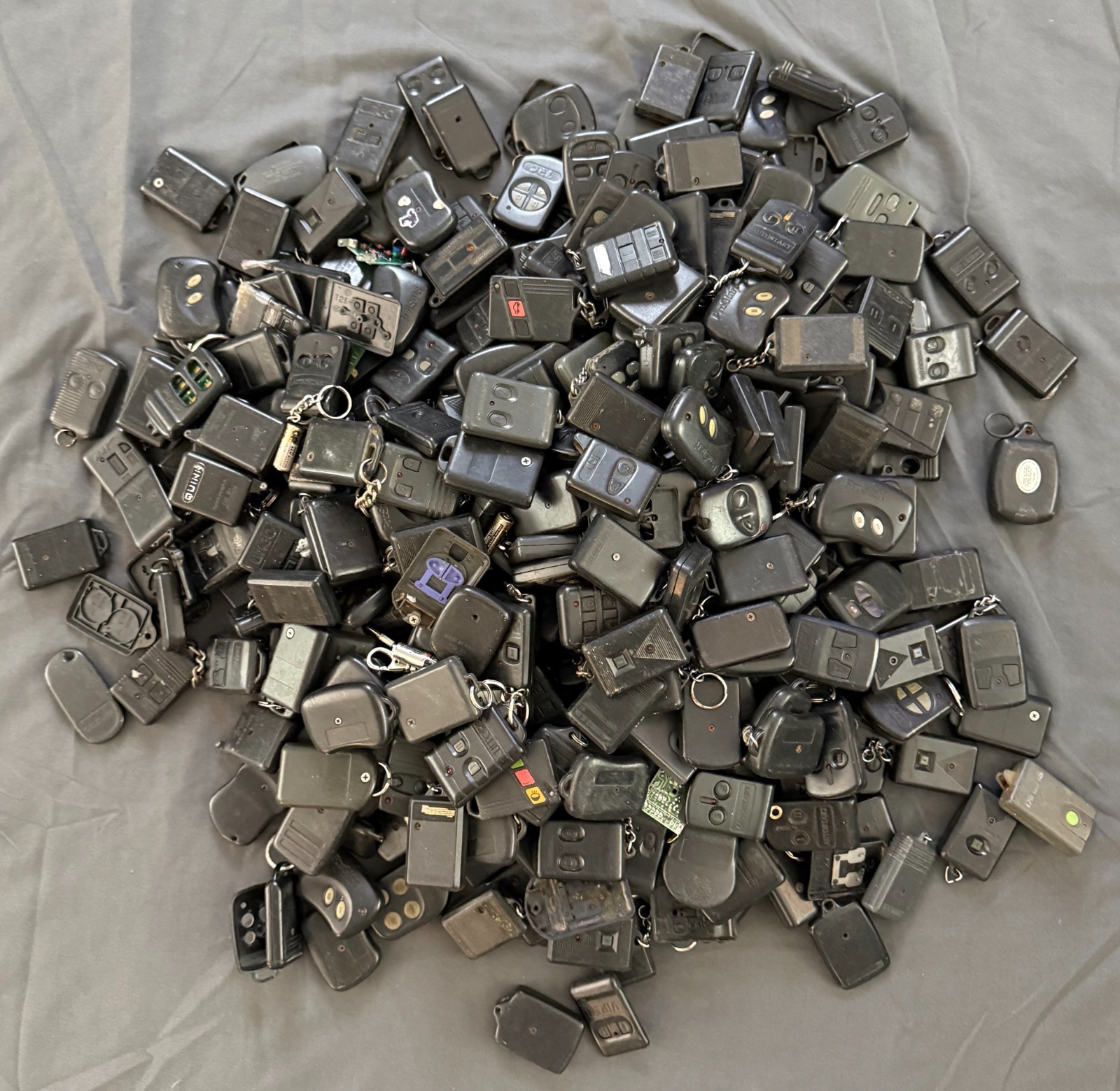 Lot 371 Mixed Lot Aftermarket Smart Key Fobs Remotes Keyless Entry Bulk