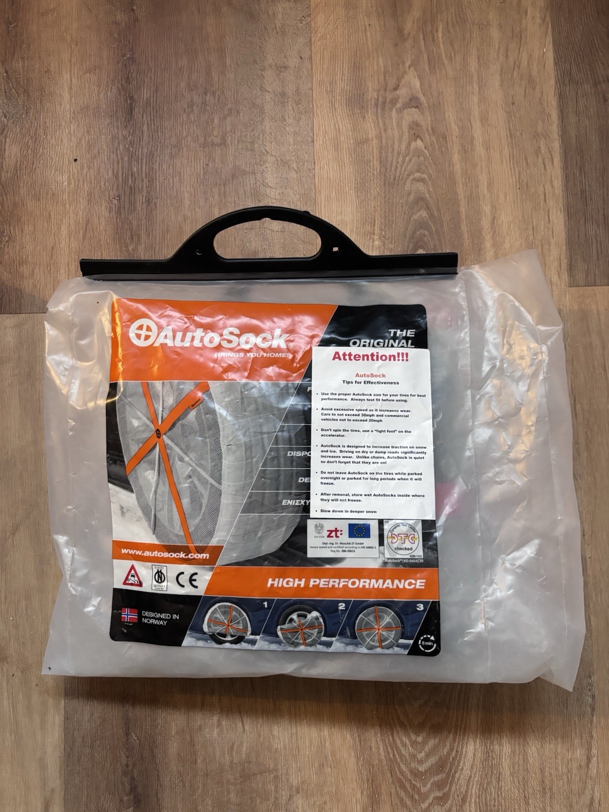 AutoSock 695 Winter Traction Snow Sock New (Never Used)