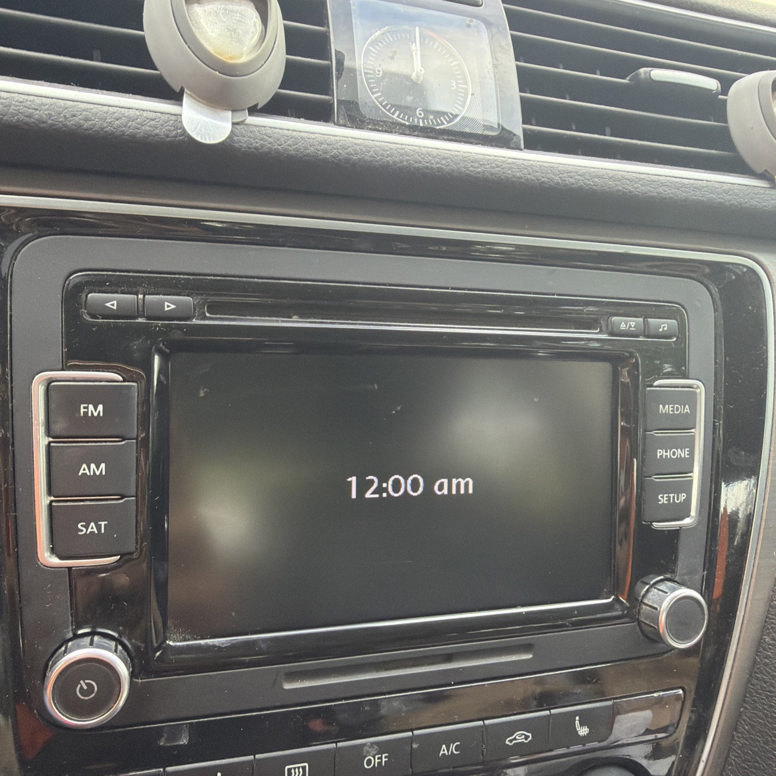 2014 VOLKSWAGEN PASSAT OEM RADIO 2014 VOLKSWAGEN PASSAT OEM RADIO
