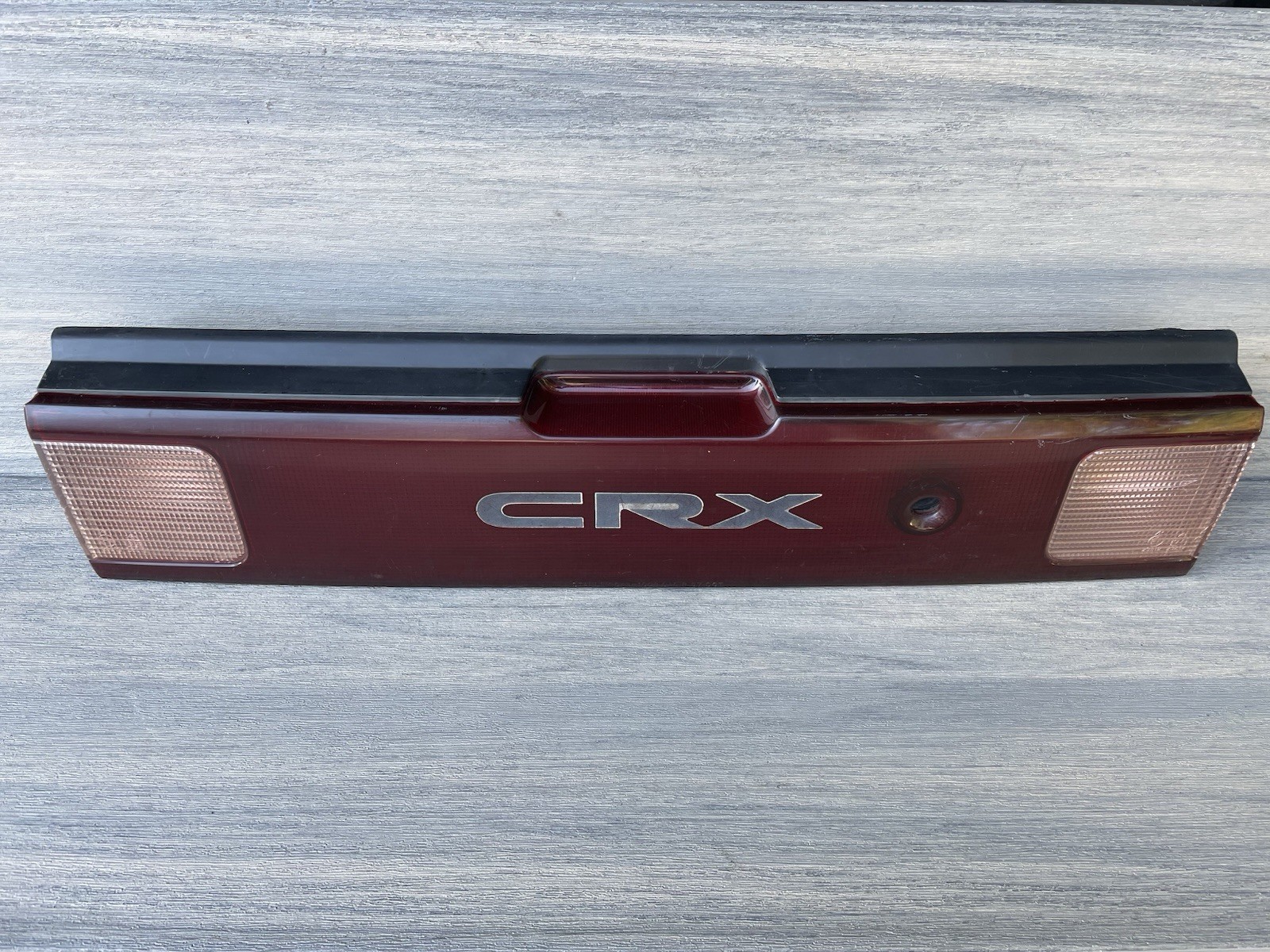 90-91 Honda CRX Rear Tail Light Center Garnish OEM Stanley Nice DX SI EF HF EE