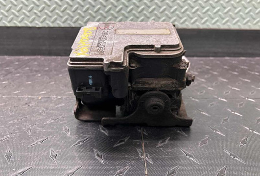 2001-2002 Chevrolet Silverado 2500 ABS Anti-Lock brake Pump Assembly OEM opt HVY 2001-2002 Chevrolet Silverado 2500 ABS Anti-Lock brake Pump Assembly OEM opt HVY