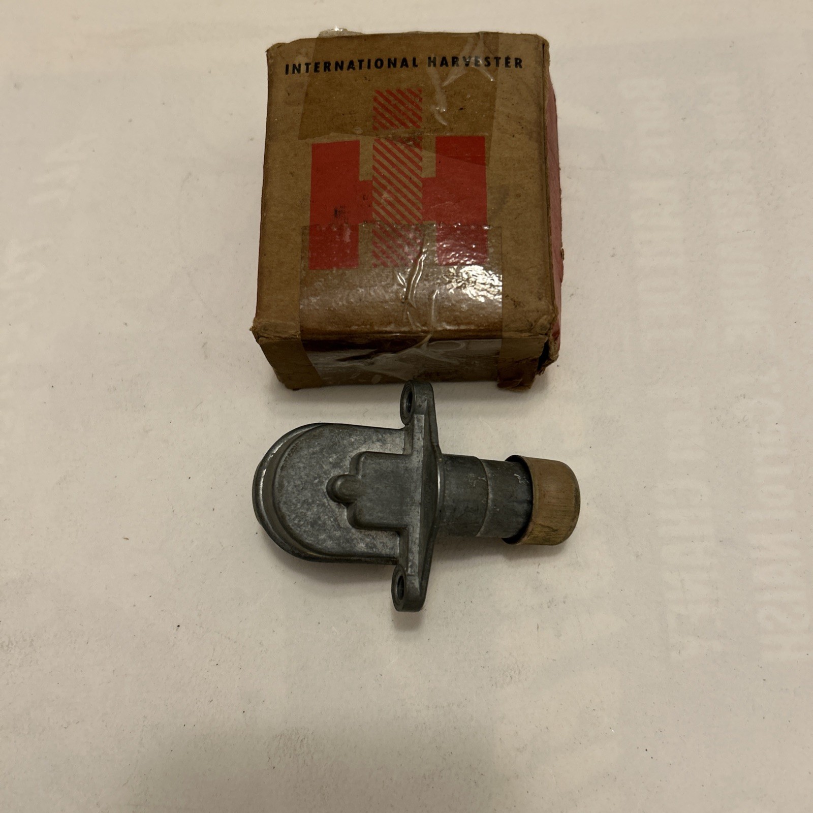 Vintage International Harvester Floor Headlight Dimmer Switch 156466 R91. NOS Vintage International Harvester Floor Headlight Dimmer Switch 156466 R91. NOS