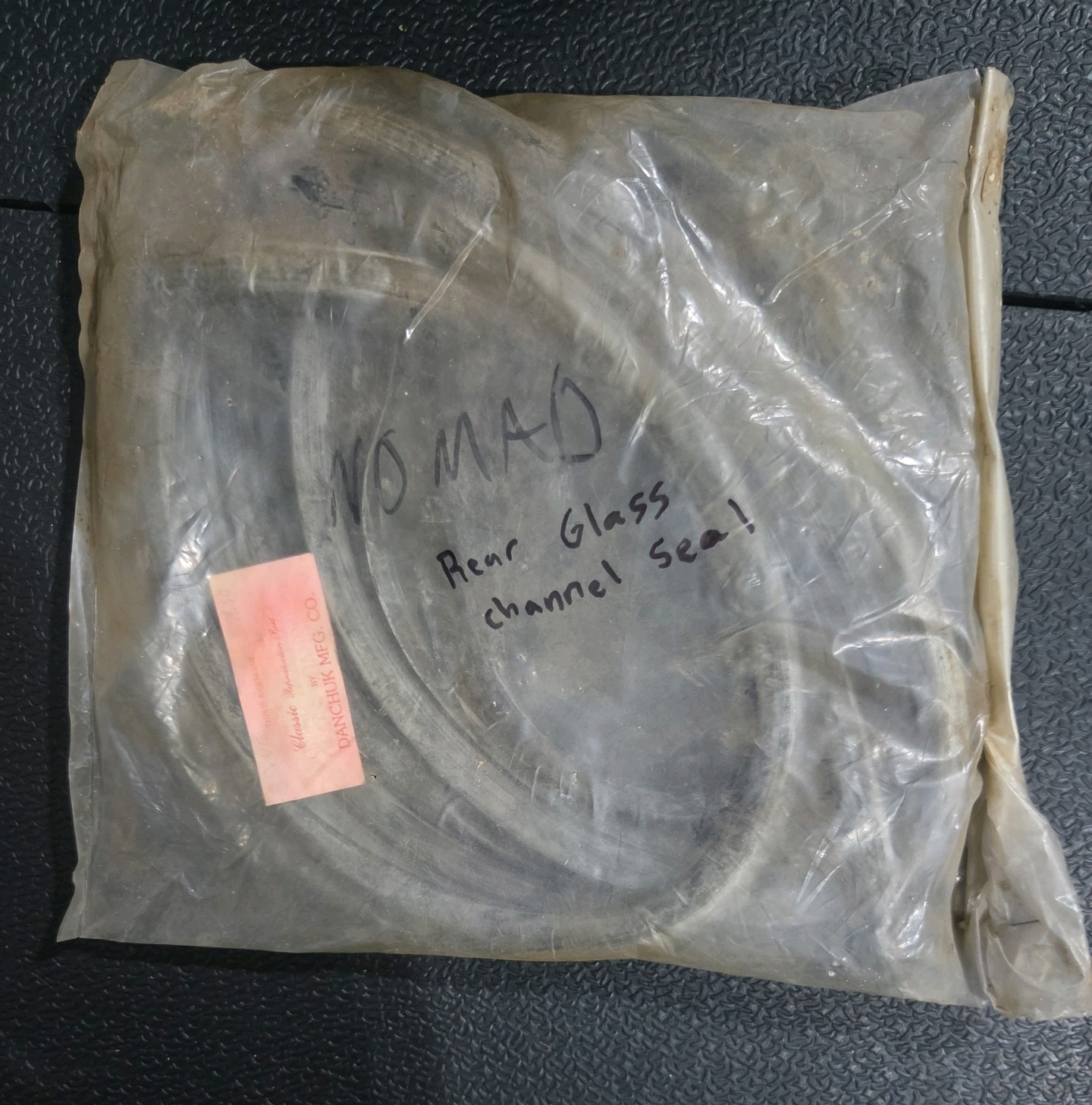 1955 56 1957 CHEVY REAR BACK GLASS RUBBER CHANNEL GASKET SEAL 2 DR HDT *USA MADE 1955 56 1957 CHEVY REAR BACK GLASS RUBBER CHANNEL GASKET SEAL 2 DR HDT *USA MADE