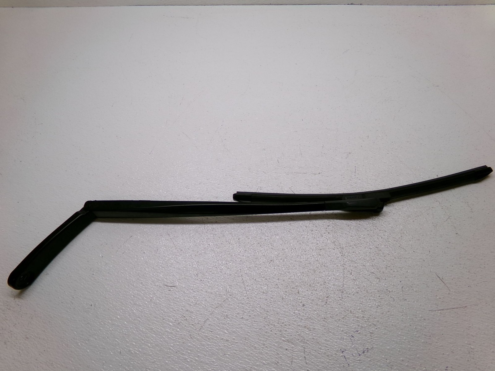 12-16 BMW 528i 535d xDrive Front Right Passenger Side Windshield Wiper Arm OEM