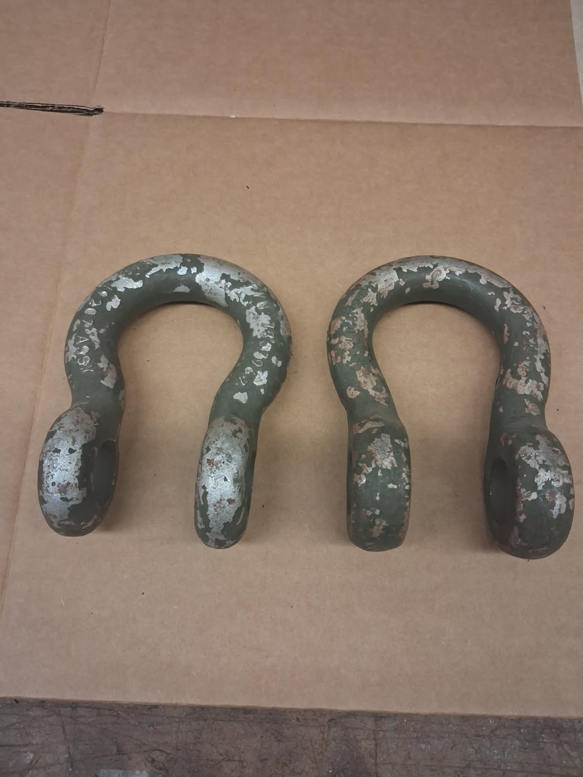 M939A1 M939A2 Pair of Used Rear Mount Shackle M939A1 M939A2 Pair of Used Rear Mount Shackle