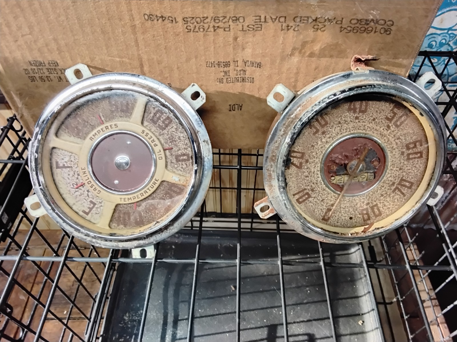 VINTAGE 1947 1953 CHEVY GMC PICKUP TRUCK SPEEDO VINTAGE 1947 1953 CHEVY GMC PICKUP TRUCK SPEEDO
