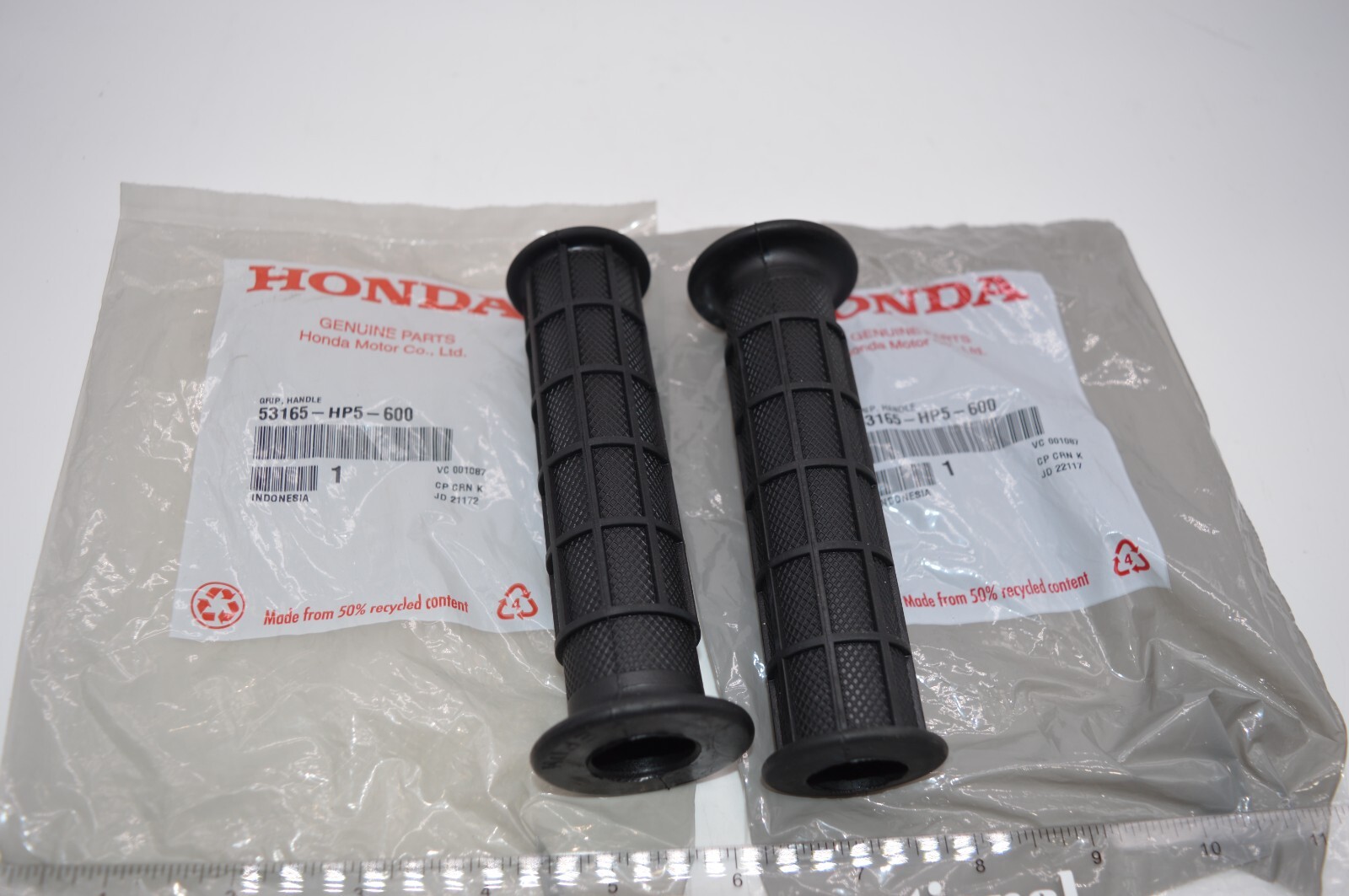Genuine OEM Honda Rincon 680 650 Rancher 420 Foreman 400 450 Handle Bars Grips Genuine OEM Honda Rincon 680 650 Rancher 420 Foreman 400 450 Handle Bars Grips