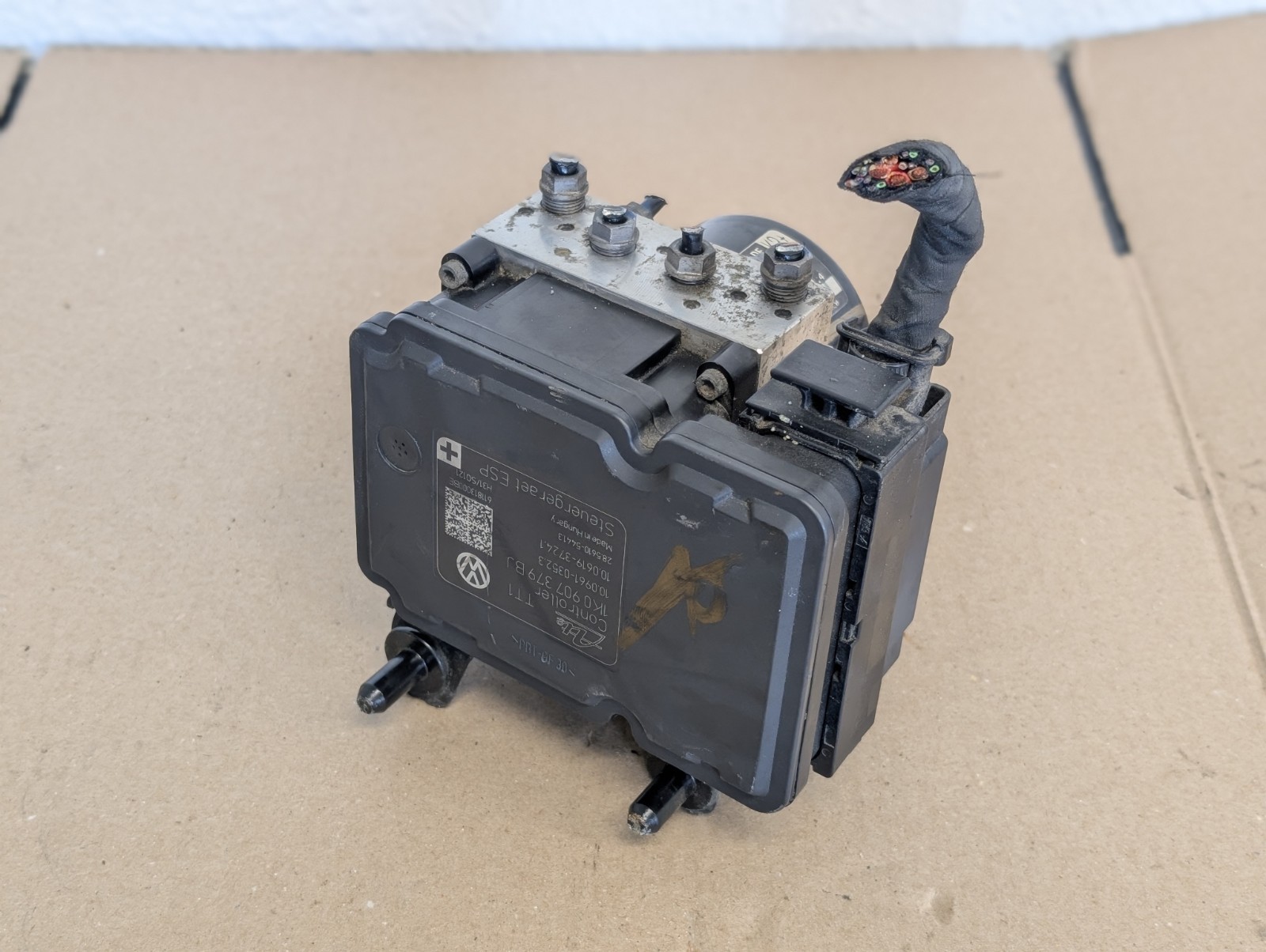 09-16 VW Beetle Jetta Golf Audi  ABS Pump Control Module 1K0907379BJ 1K0614517DE