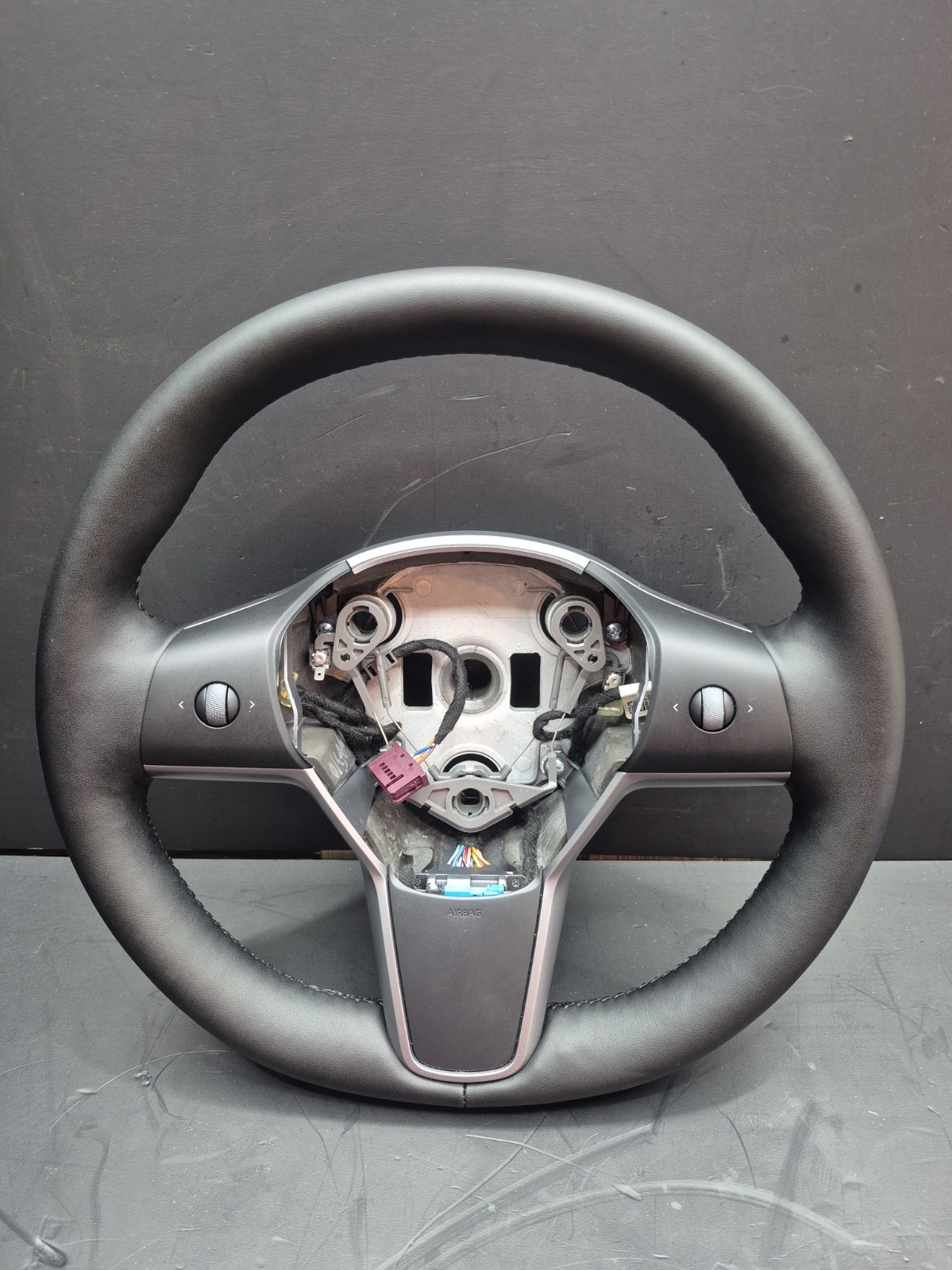 1490214-00-B Driver Heated Leather Steering Wheel Compatible for Tesla Model 3 Y 1490214-00-B Driver Heated Leather Steering Wheel Compatible for Tesla Model 3 Y