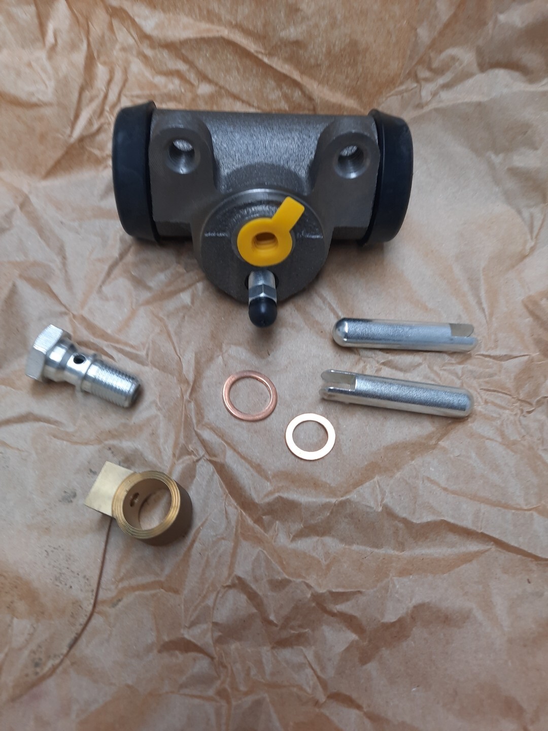 NEW WHEEL CYLINDER 2.5 TON M35A2 7348976 Front & Rear NEW WHEEL CYLINDER 2.5 TON M35A2 7348976 Front & Rear