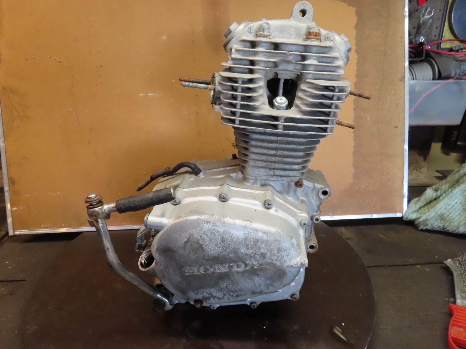 1970 HONDA SL 100 OEM MOTOR/ENGINE LOCKED 1970 HONDA SL 100 OEM MOTOR/ENGINE LOCKED
