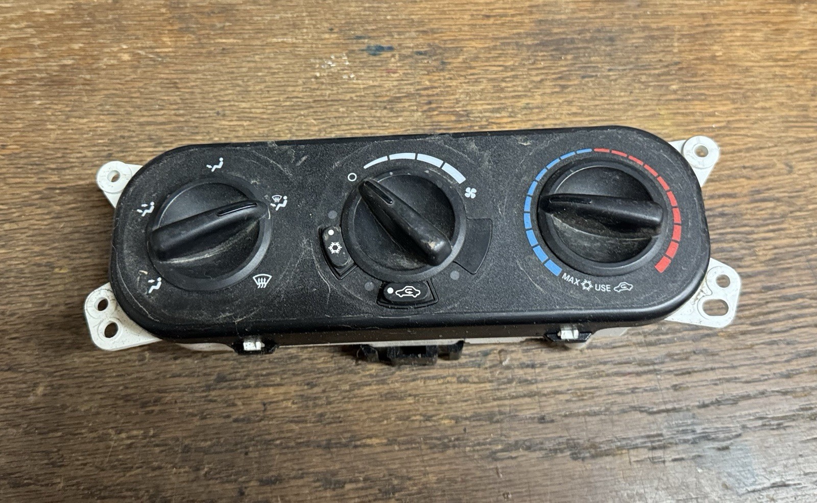 * 2008 JEEP WRANGLER HEATER AC TEMPERATURE CLIMATE CONTROL SWITCH 55111841AD