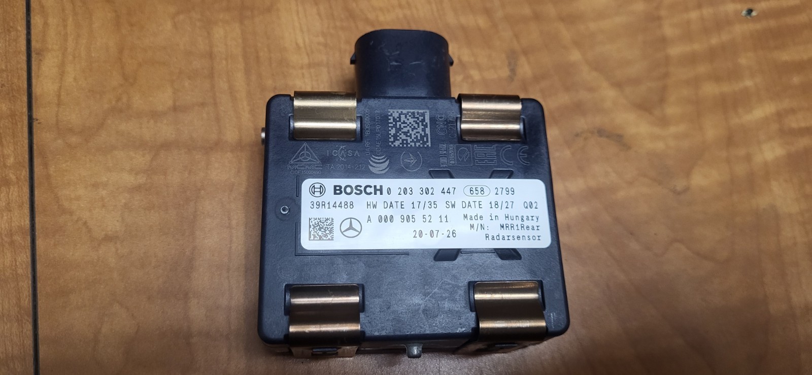 2014-2018 MERCEDES-BENZ CLA RADAR DISTANCE SENSOR 6234448 09A OEM USED *PN379 2014-2018 MERCEDES-BENZ CLA RADAR DISTANCE SENSOR 6234448 09A OEM USED *PN379