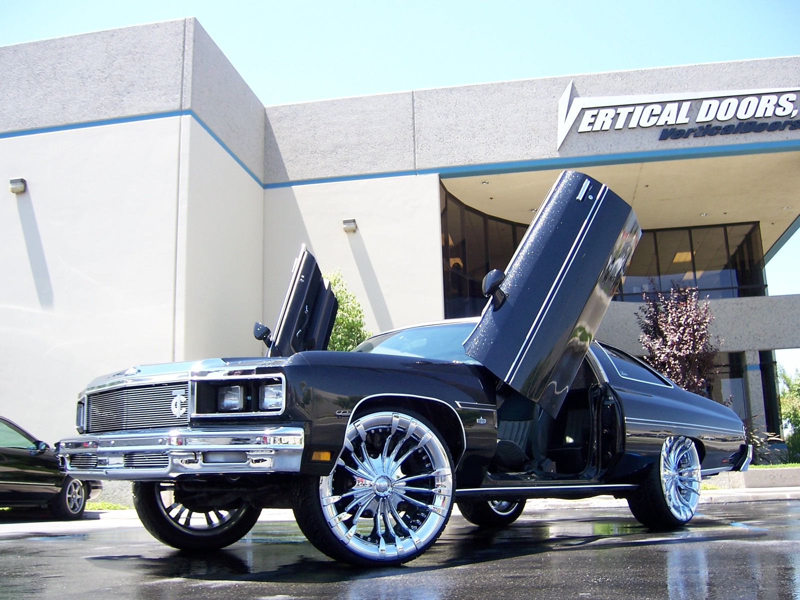 CHEVROLET IMPALA 1971-1976 BEST LAMBO DOORS