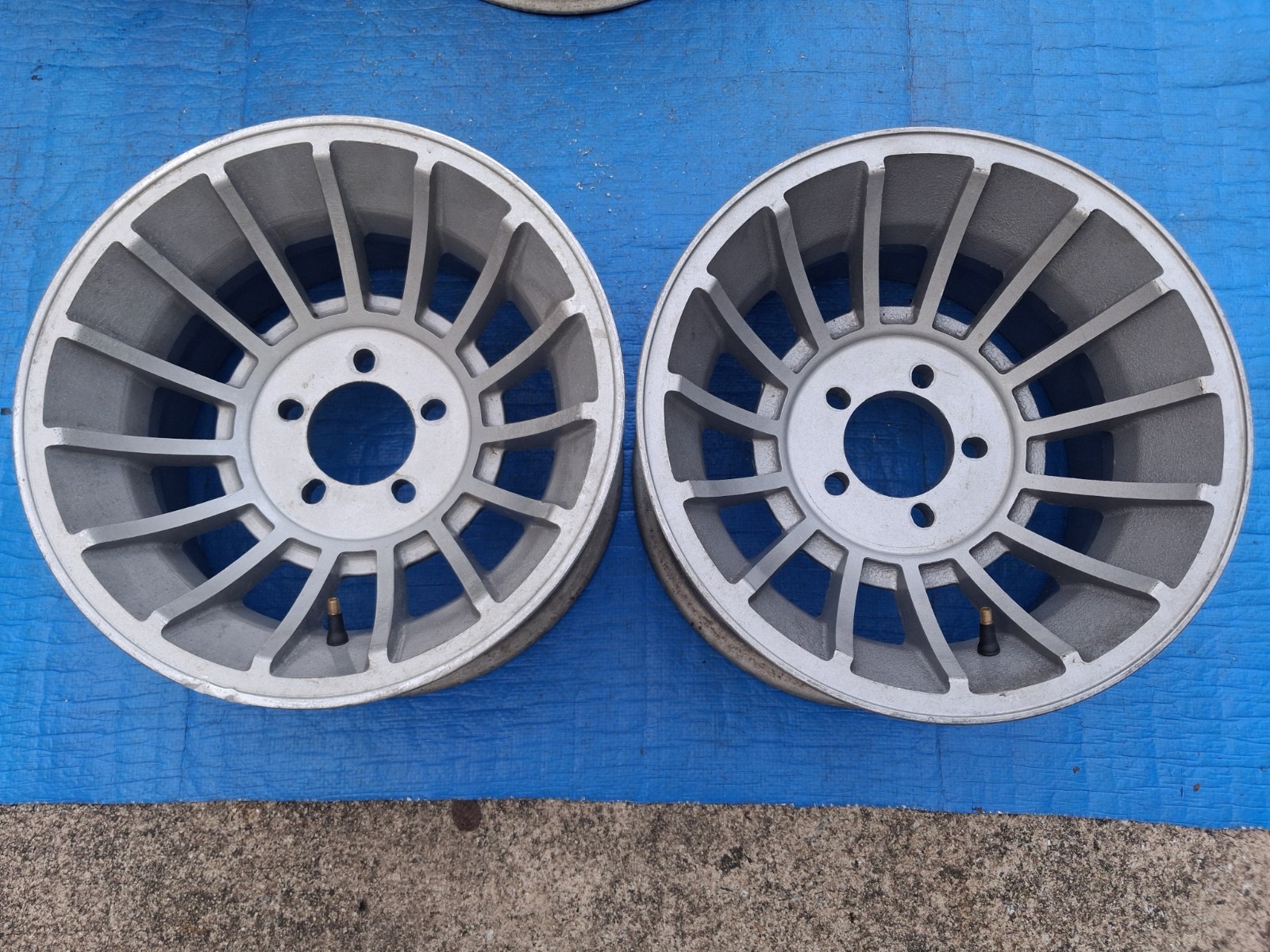 Western Wheel Turbine Vector 15x8.5 Chevy Ford Mopar Pair 