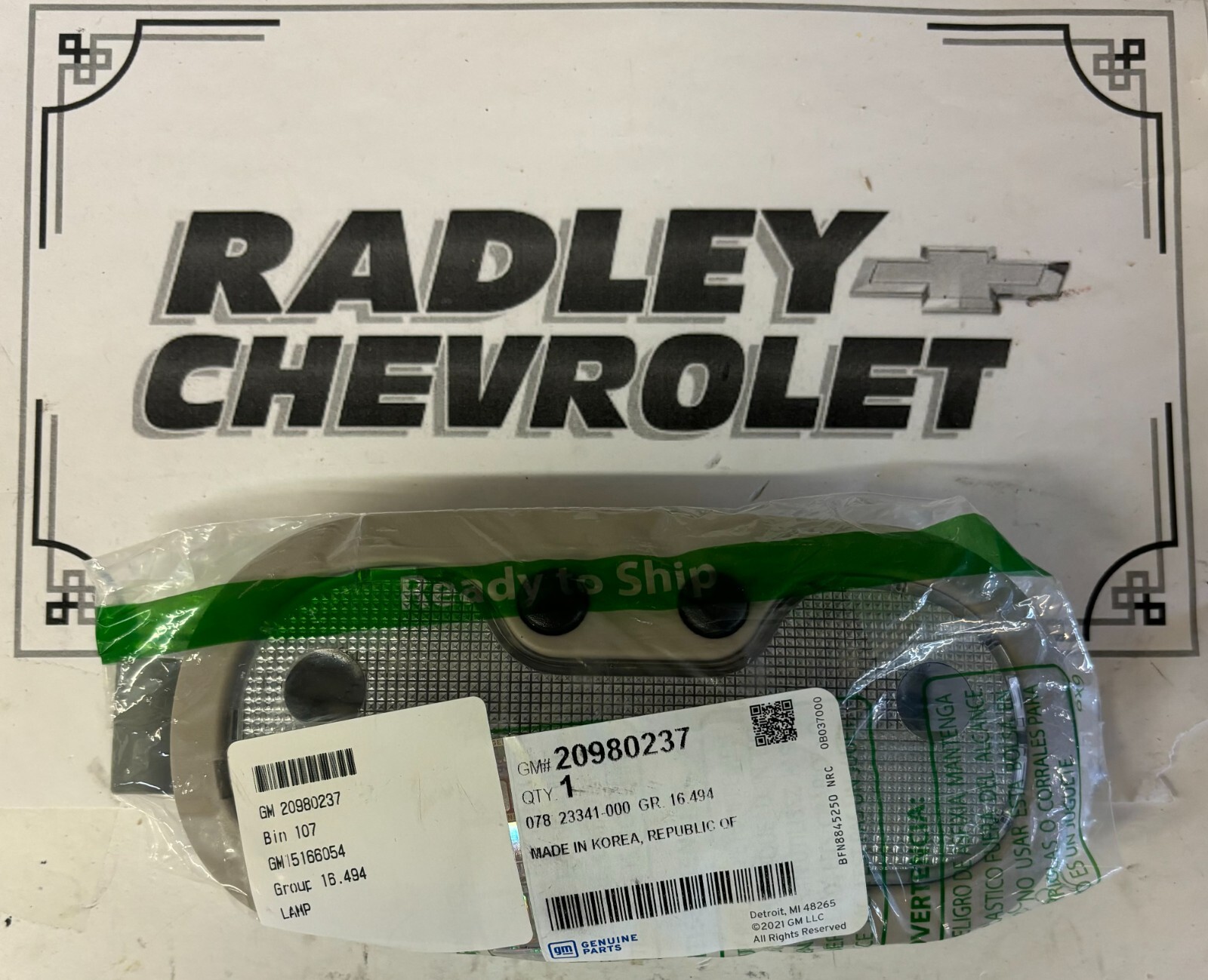 NEW GM OEM INTERIOR- ROOF- DOME READING MAP LIGHT- GENERAL MOTORS GMC 20980237 NEW GM OEM INTERIOR- ROOF- DOME READING MAP LIGHT- GENERAL MOTORS GMC 20980237