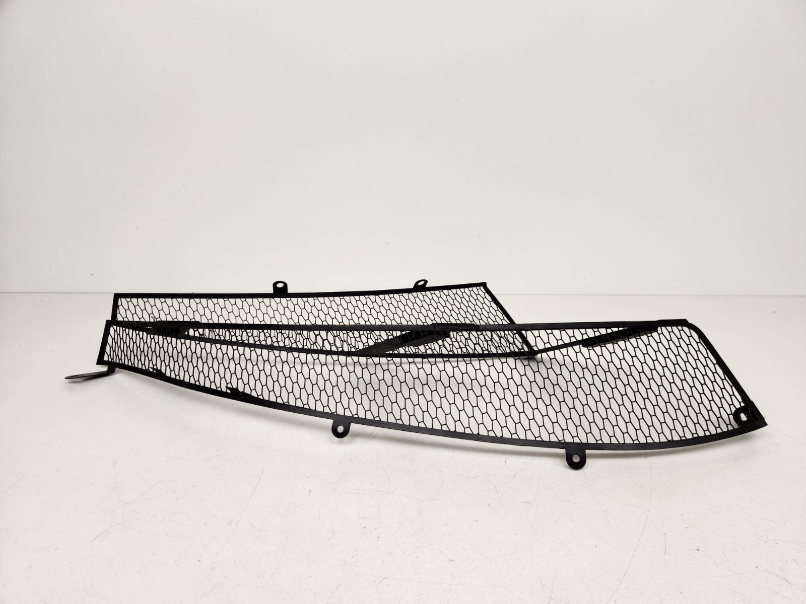 2012-2014 MCLAREN MP4-12C REAR RIGHT SIDE QUARTER PANEL GRILLE OEM 