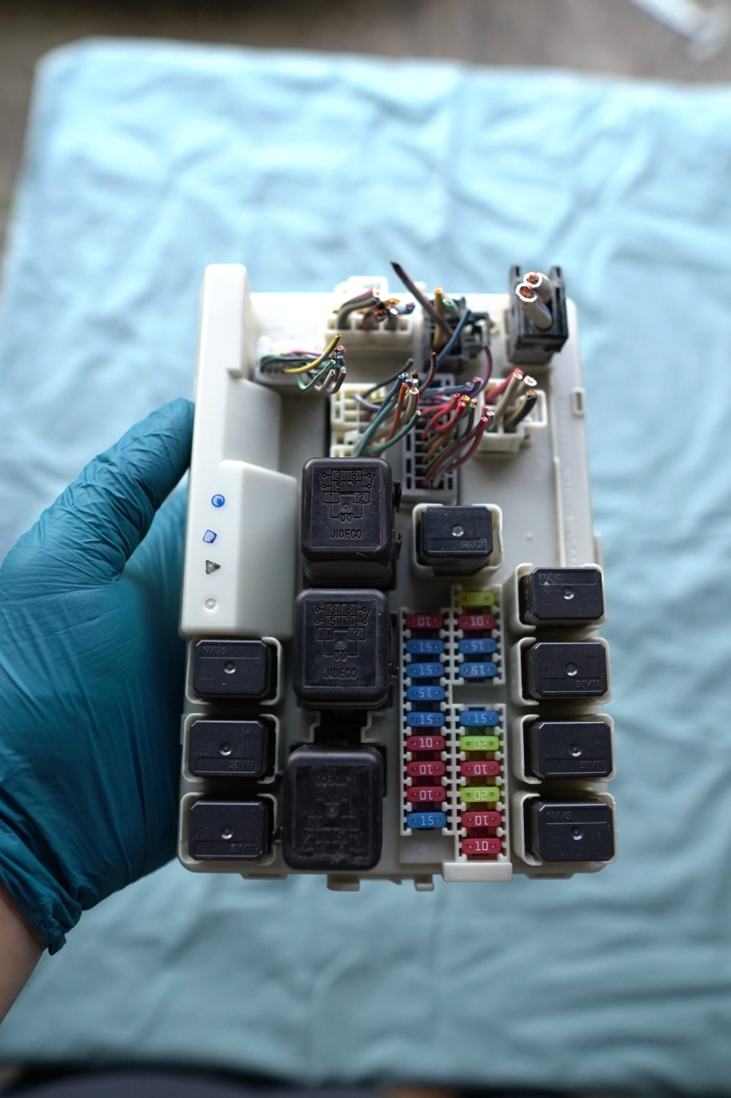 2003-2006 INFINITI G35 NISSAN 350Z IPDM Fuse Box Power Module OEM 2003-2006 INFINITI G35 NISSAN 350Z IPDM Fuse Box Power Module OEM