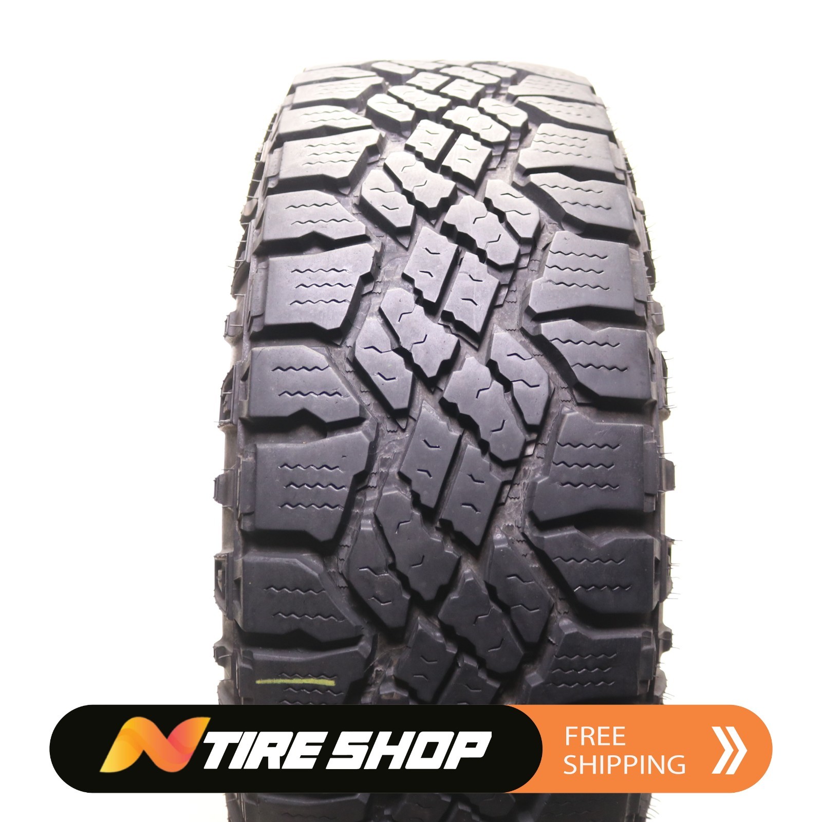 Used LT 275/65R18 Goodyear Wrangler Duratrac - 113/110Q - 13.5/32 No Repairs