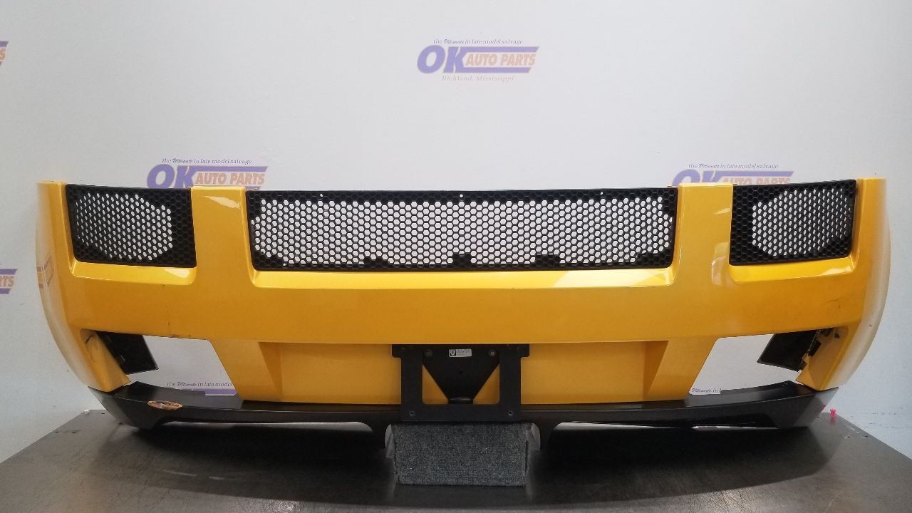 2004 LAMBORGHINI GALLARDO REAR BUMPER ASSEMBLY WITH GRILLES YELLOW