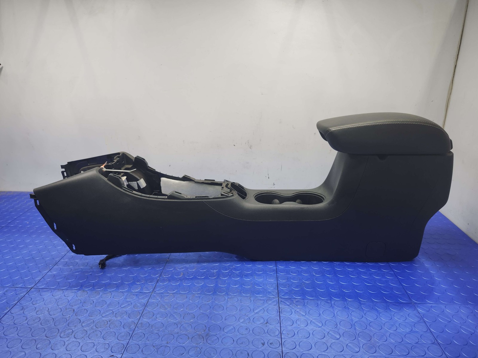 18-21 Jeep Compass Center Floor Console Assembly Black Leather OEM 6GN88PAXAB