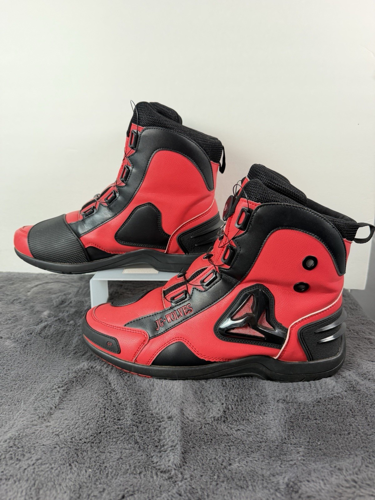 JG-Wolves Men’s Motorcycle Riding Boots US 12 EU 46 Red Black Biker Moto