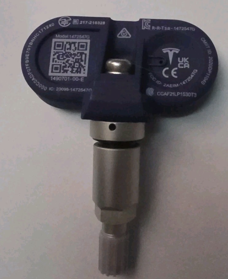 Tesla Model Y TPMS Wheel Unit BLE Silver 1490701-00-E OEM Tesla Model Y TPMS Wheel Unit BLE Silver 1490701-00-E OEM