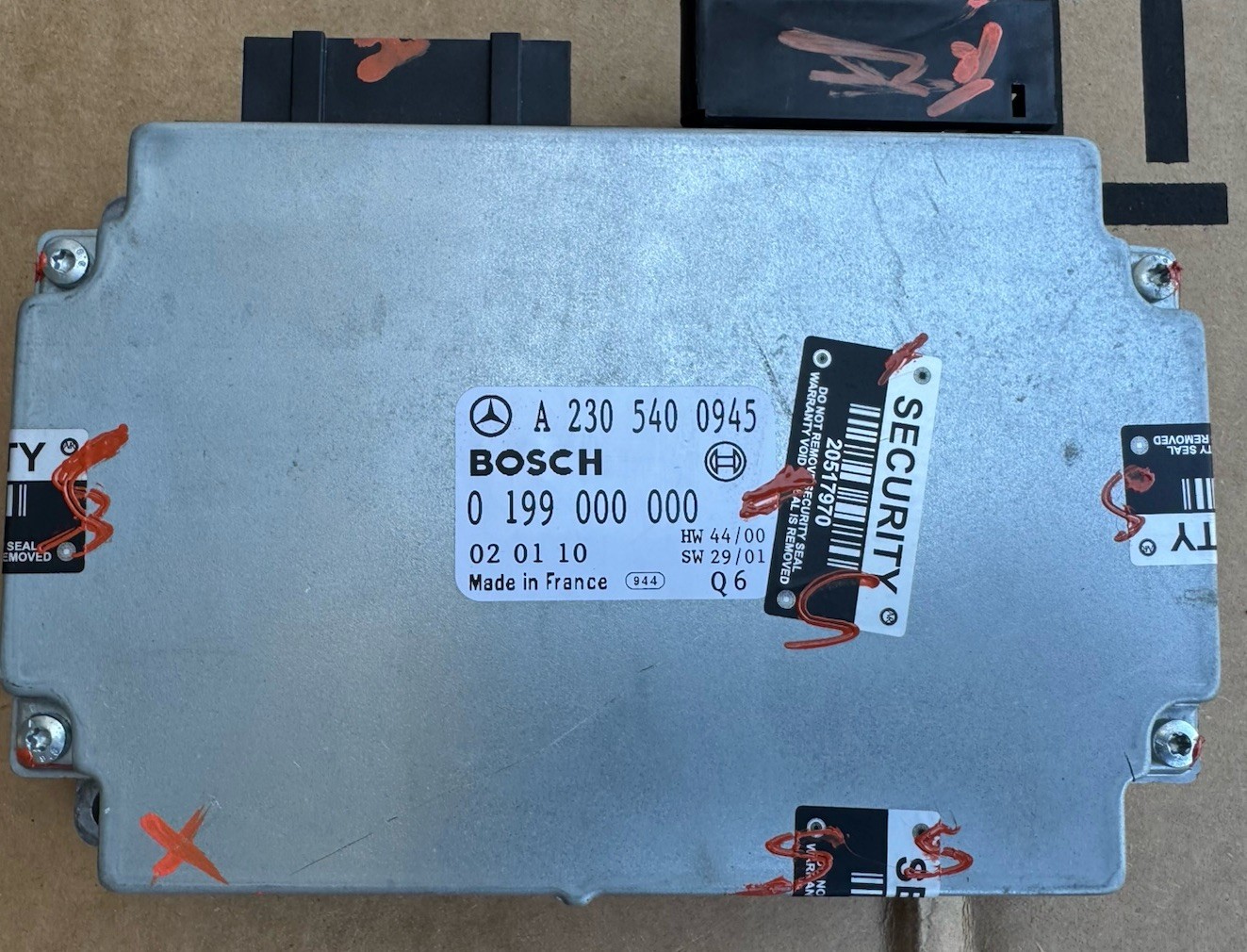 2003-2012 Mercedes SL500 SL55 R230 Battery Stabilization Module A2305400945 OEM 2003-2012 Mercedes SL500 SL55 R230 Battery Stabilization Module A2305400945 OEM