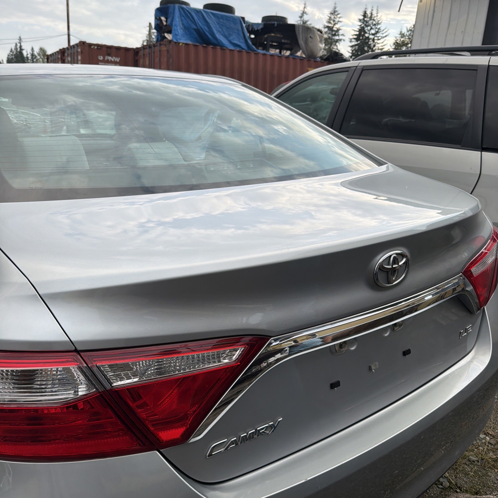 Trunk Deck Lid w/ Camera 2015 2016 2017 Toyota Camry Silver w/ Camera color 1J9 Trunk Deck Lid w/ Camera 2015 2016 2017 Toyota Camry Silver w/ Camera color 1J9