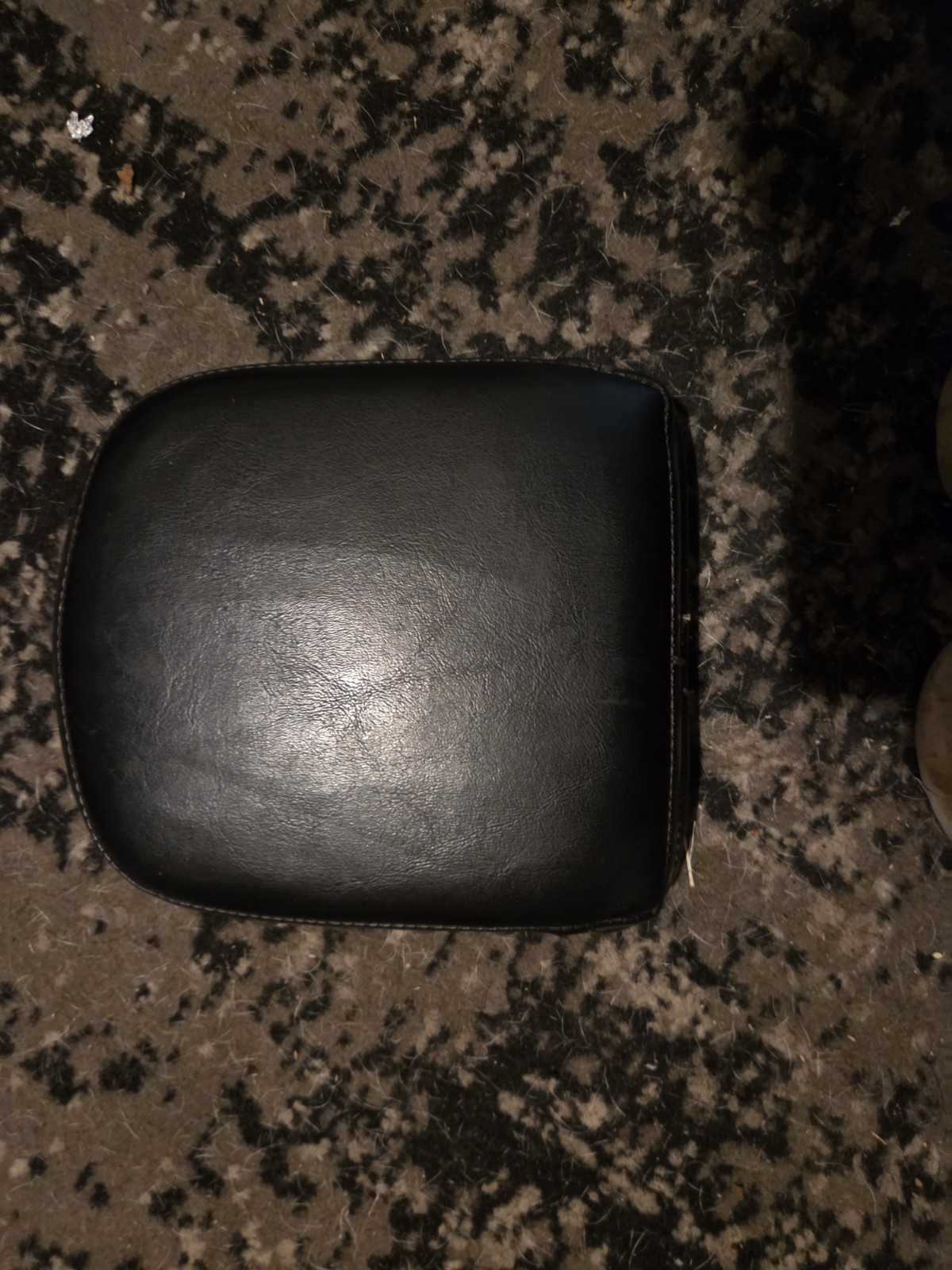 Genuine Harley-Davidson Passenger Pillion Seat Cushion Smooth Black OEM Genuine Harley-Davidson Passenger Pillion Seat Cushion Smooth Black OEM