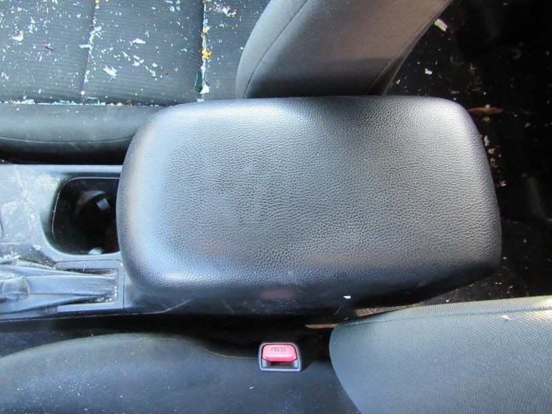 2016-2018 Toyota RAV4 Front Floor Center Console Lid  w/o sliding armrest OEM