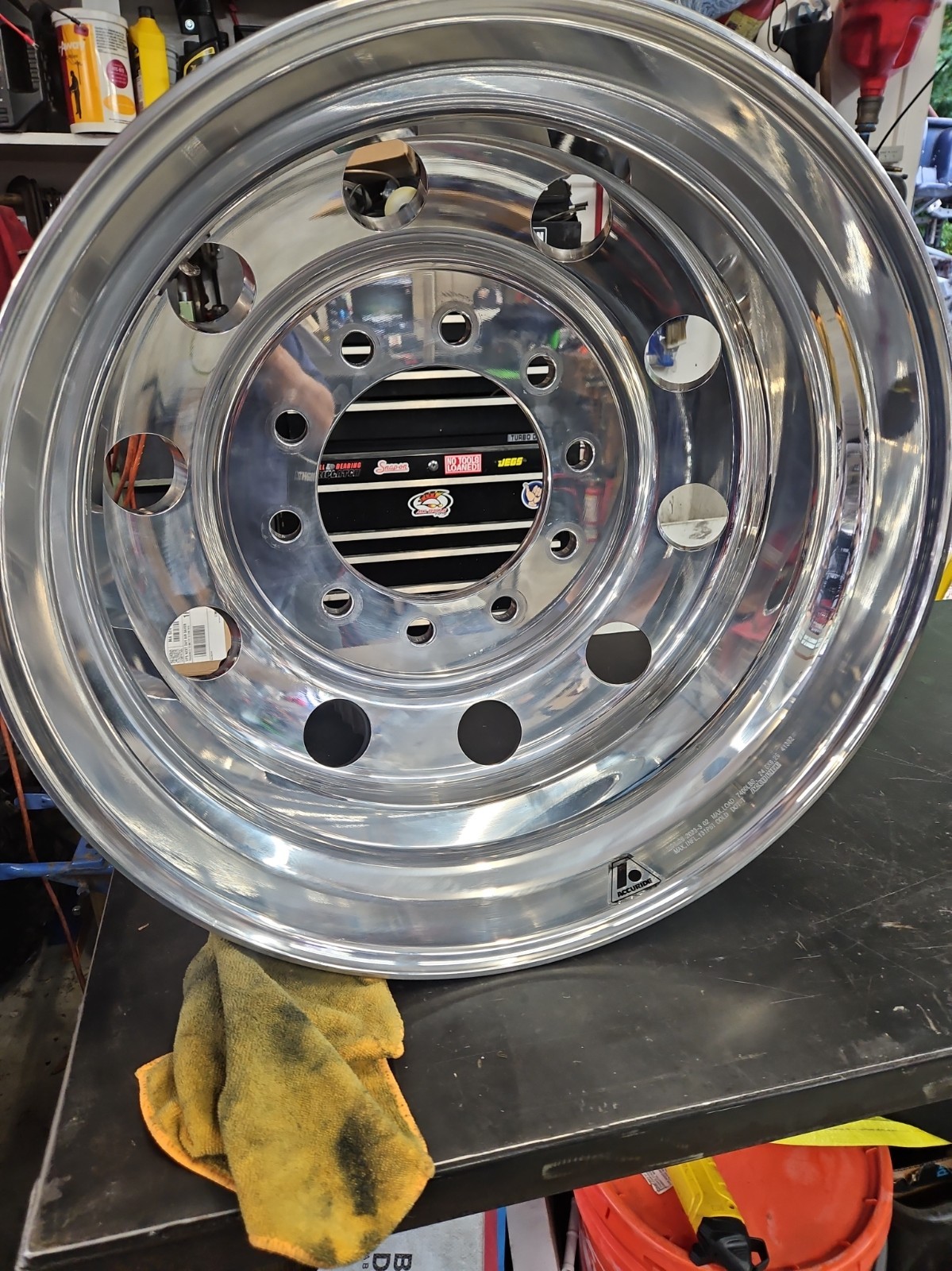 Accuride 24.5x8.25 Wheel 41362 Accuride 24.5x8.25 Wheel 41362