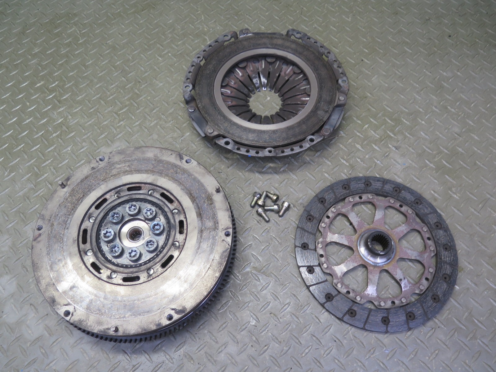 00-04 PORSCHE BOXSTER S 986 3.2L M/T TRANSMISSION FLYWHEEL FLEX PLATE CLUTCH SET