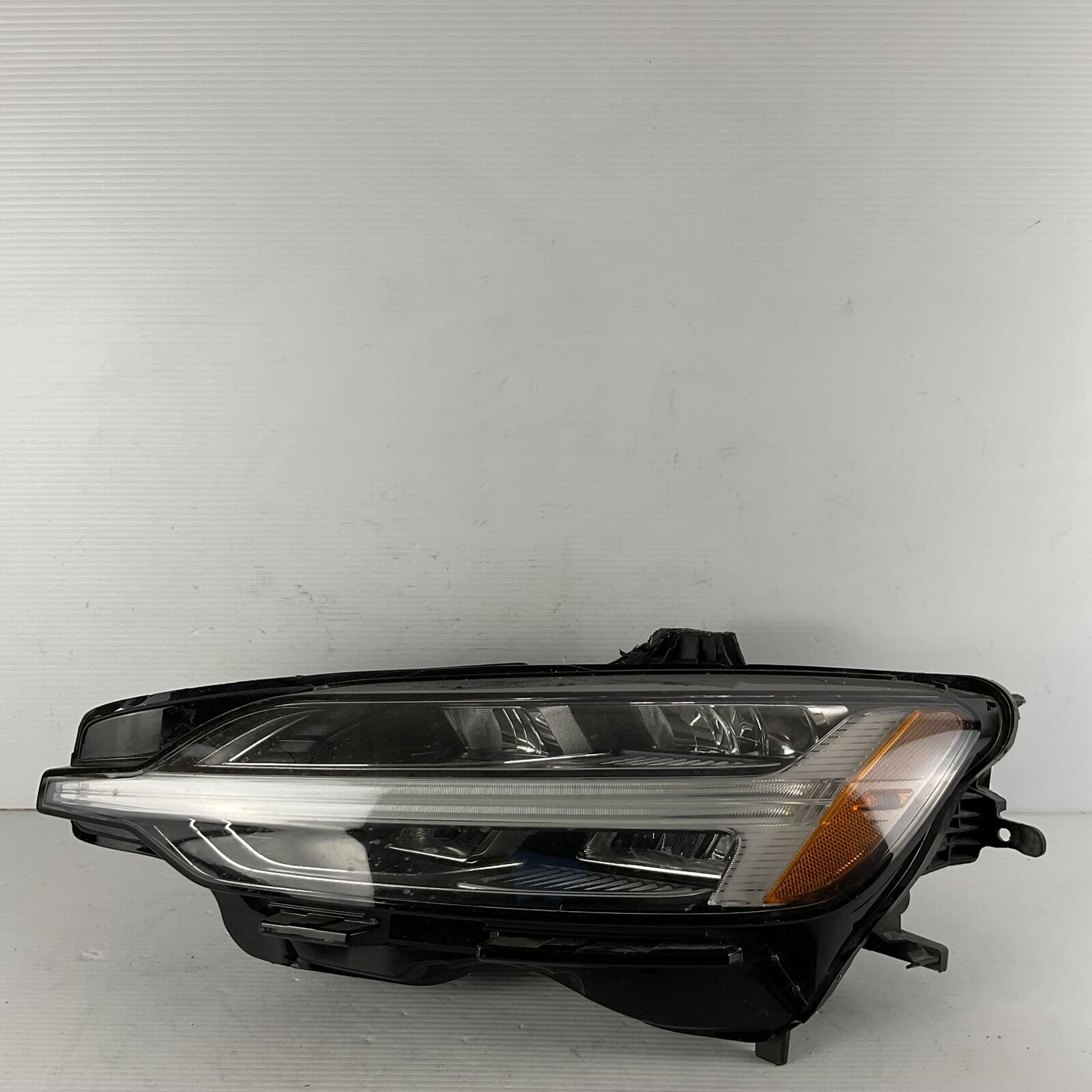 2019-2021 Volvo S60 Left Driver Side Headlight LED w/Adaptive OEM 32314182