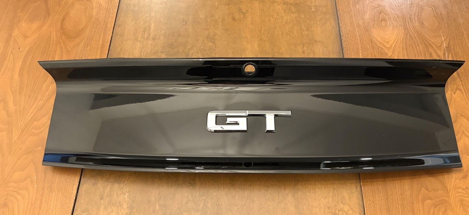 2015-2023 Ford Mustang GT Deck Lid Trunk Trim Panel Emblem  FR3B6343504 New