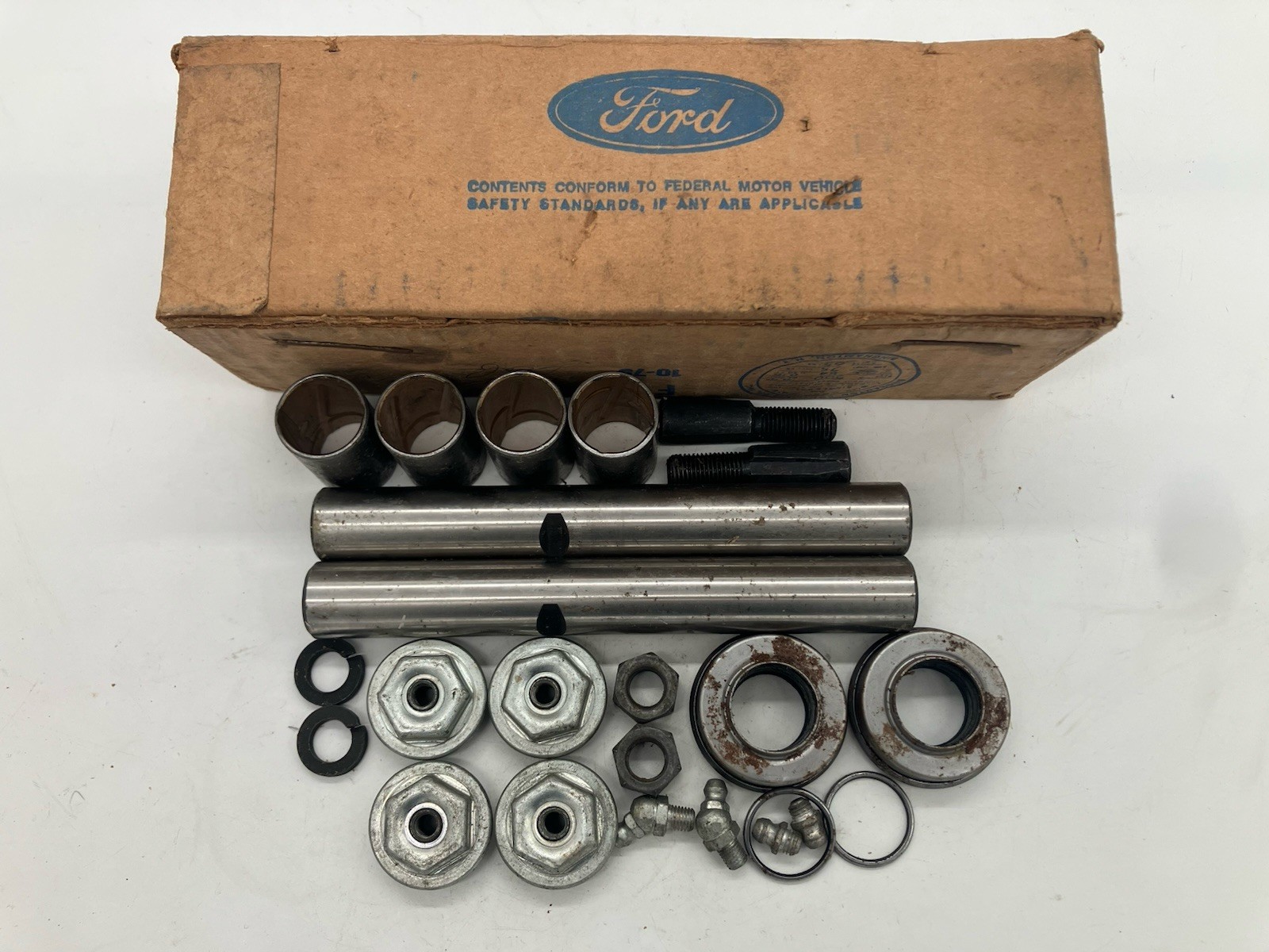 75-91 Ford Bronco E/F-Series King Bolt Set D5UZ-3111-A 75-91 Ford Bronco E/F-Series King Bolt Set D5UZ-3111-A