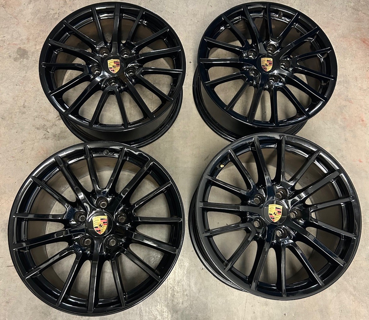PORSCHE 911 997 OEM GENUINE SPORT DESIGN 19\